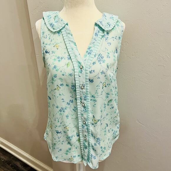 LC Lauren Conrad Tops - Lauren Conrad sleeveless Ruffled Collared Top Size S Light Green Floral Blouse